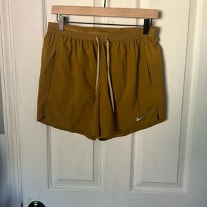 Men’s running shorts 5 in